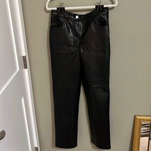 The Melina Pant Aritizia black